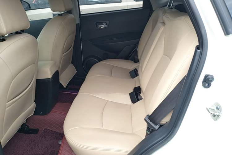 Used Nissan Qashqai 2015 2.0 XL Coolfire CVT 2WD Left Rear Seat