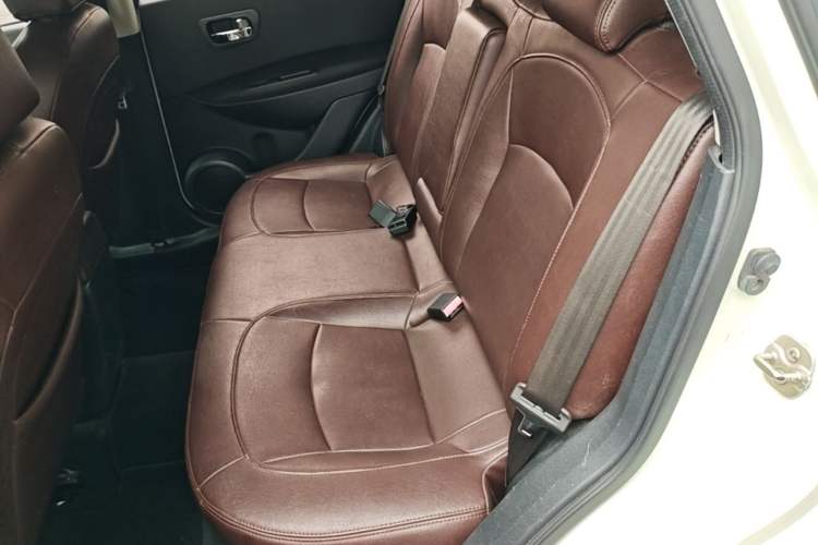 Used Nissan Qashqai 2015 2.0 XL Coolfire CVT 2WD Left Rear Seat