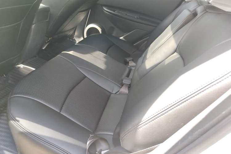 Used Nissan Qashqai 2015 2.0 XL Coolfire CVT 2WD Left Rear Seat