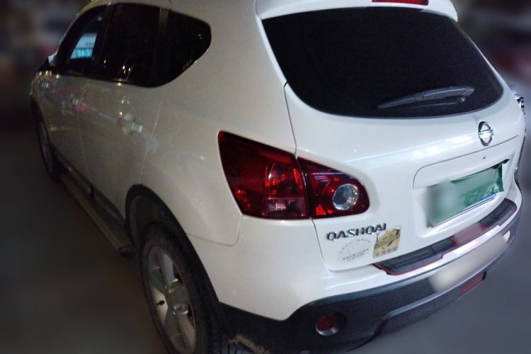 Used Nissan Qashqai 2015 2.0 XL Cool Fire MT 2WD Rear Left 45 Deg