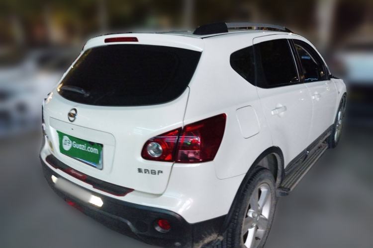 Used Nissan Qashqai 2015 2.0 XL Cool Fire MT 2WD Rear Right 45 Deg