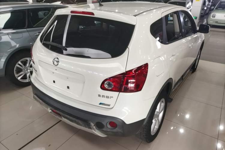 Used Nissan Qashqai 2015 2.0 XL Coolfire CVT 2WD Rear Right 45 Deg