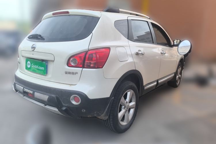 Used Nissan Qashqai 2015 2.0 XL Cool Fire MT 2WD Rear Right 45 Deg