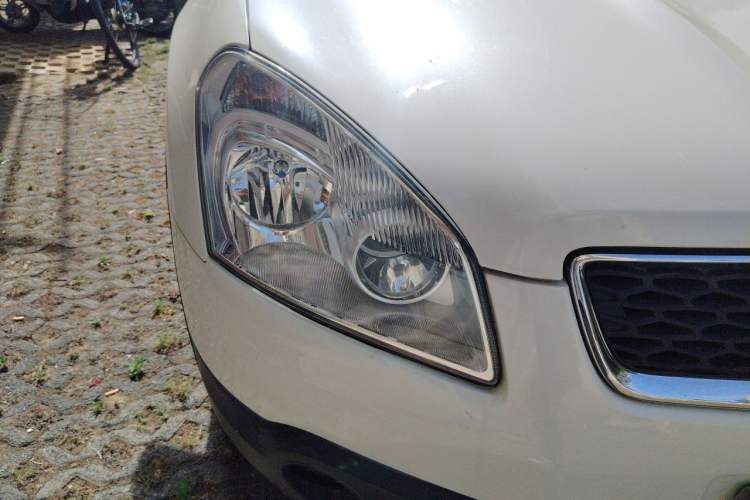 Used Nissan Qashqai 2015 2.0 XL Coolfire CVT 2WD Right Front Headlight