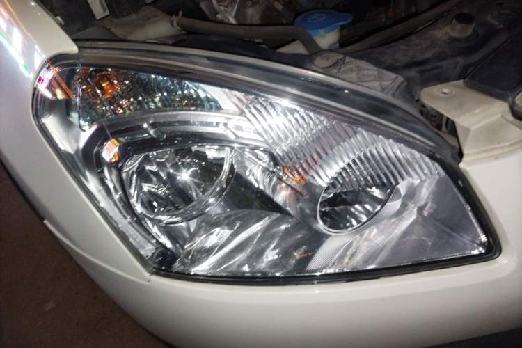 Used Nissan Qashqai 2015 2.0 XL Cool Fire MT 2WD Right Front Headlight