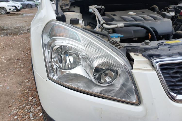 Used Nissan Qashqai 2015 2.0 XL Coolfire CVT 2WD Right Front Headlight