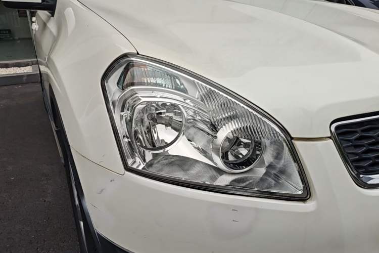 Used Nissan Qashqai 2015 2.0 XL Coolfire CVT 2WD Right Front Headlight