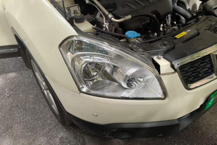 Used Nissan Qashqai 2015 2.0 XL Coolfire CVT 2WD Right Front Headlight