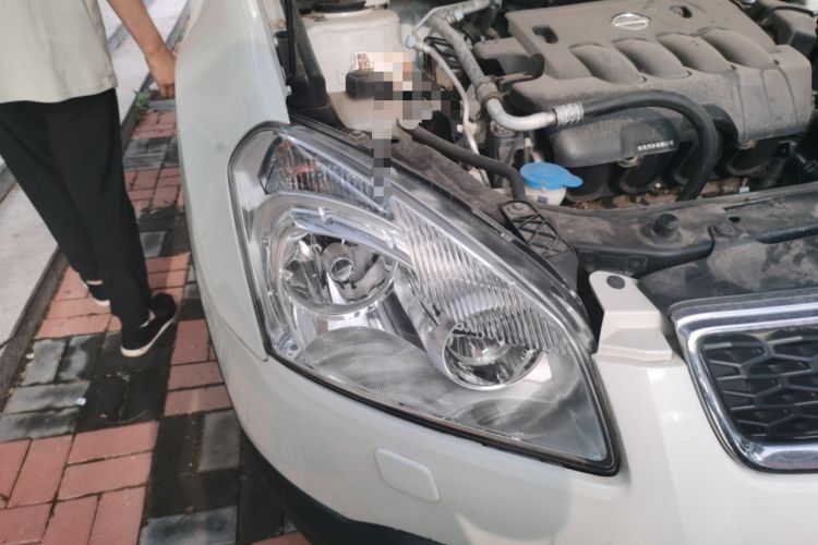 Used Nissan Qashqai 2015 2.0 XV Coolray CVT 2WD Right Front Headlight