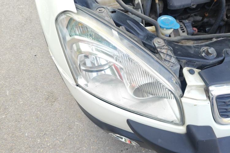 Used Nissan Qashqai 2015 2.0 XL Coolfire CVT 2WD Right Front Headlight