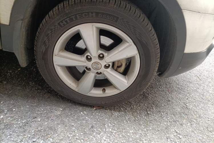 Used Nissan Qashqai 2015 2.0 XL Coolfire CVT 2WD Right Front Wheel Hub