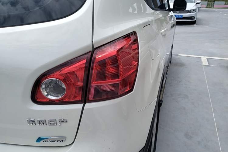 Used Nissan Qashqai 2015 2.0 XL Coolfire CVT 2WD Right Rear Taillight