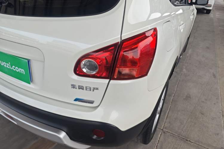 Used Nissan Qashqai 2015 2.0 XL Coolfire CVT 2WD Right Rear Taillight