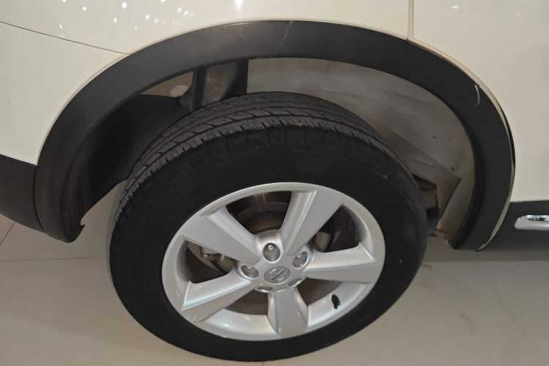 Used Nissan Qashqai 2015 2.0 XL Coolfire CVT 2WD Right Rear Wheel Hub