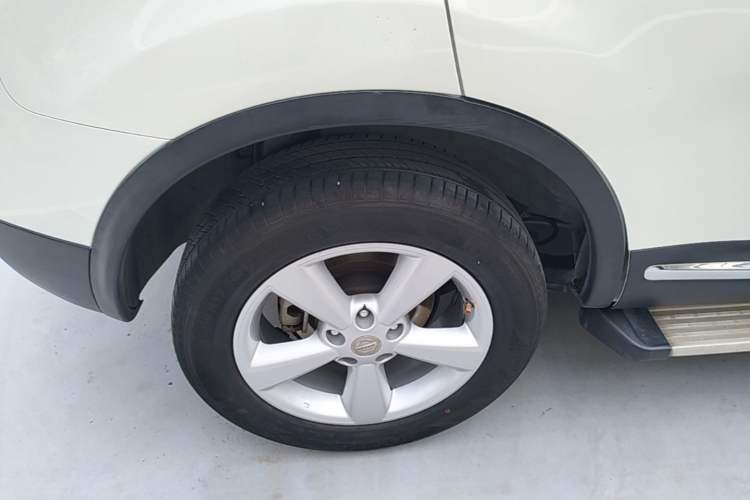 Used Nissan Qashqai 2015 2.0 XL Coolfire CVT 2WD Right Rear Wheel Hub