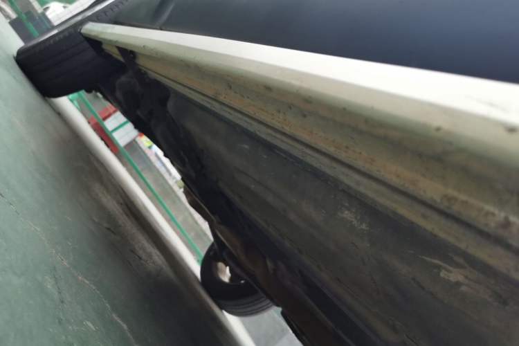 Used Nissan Qashqai 2015 2.0 XV Cool CVT 2WD Right Side Sill