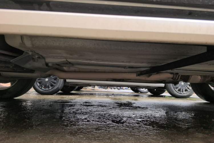 Used Nissan Qashqai 2015 2.0 XL Coolfire CVT 2WD Right Side Sill