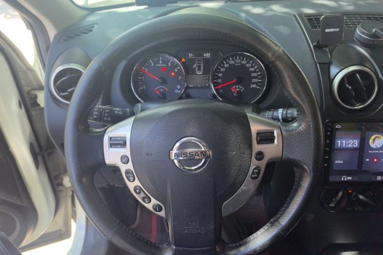 Used Nissan Qashqai 2015 2.0 XL Coolfire CVT 2WD Steering Wheel