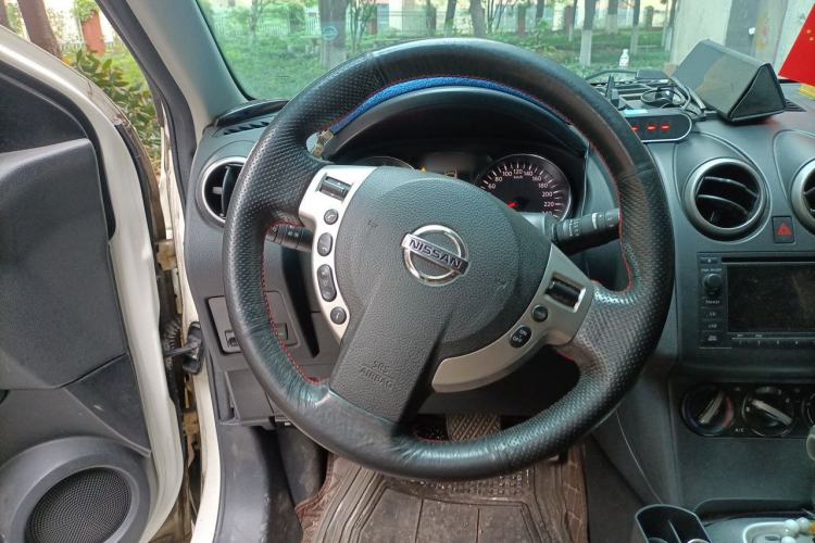 Used Nissan Qashqai 2015 2.0 XL Coolfire CVT 2WD Steering Wheel