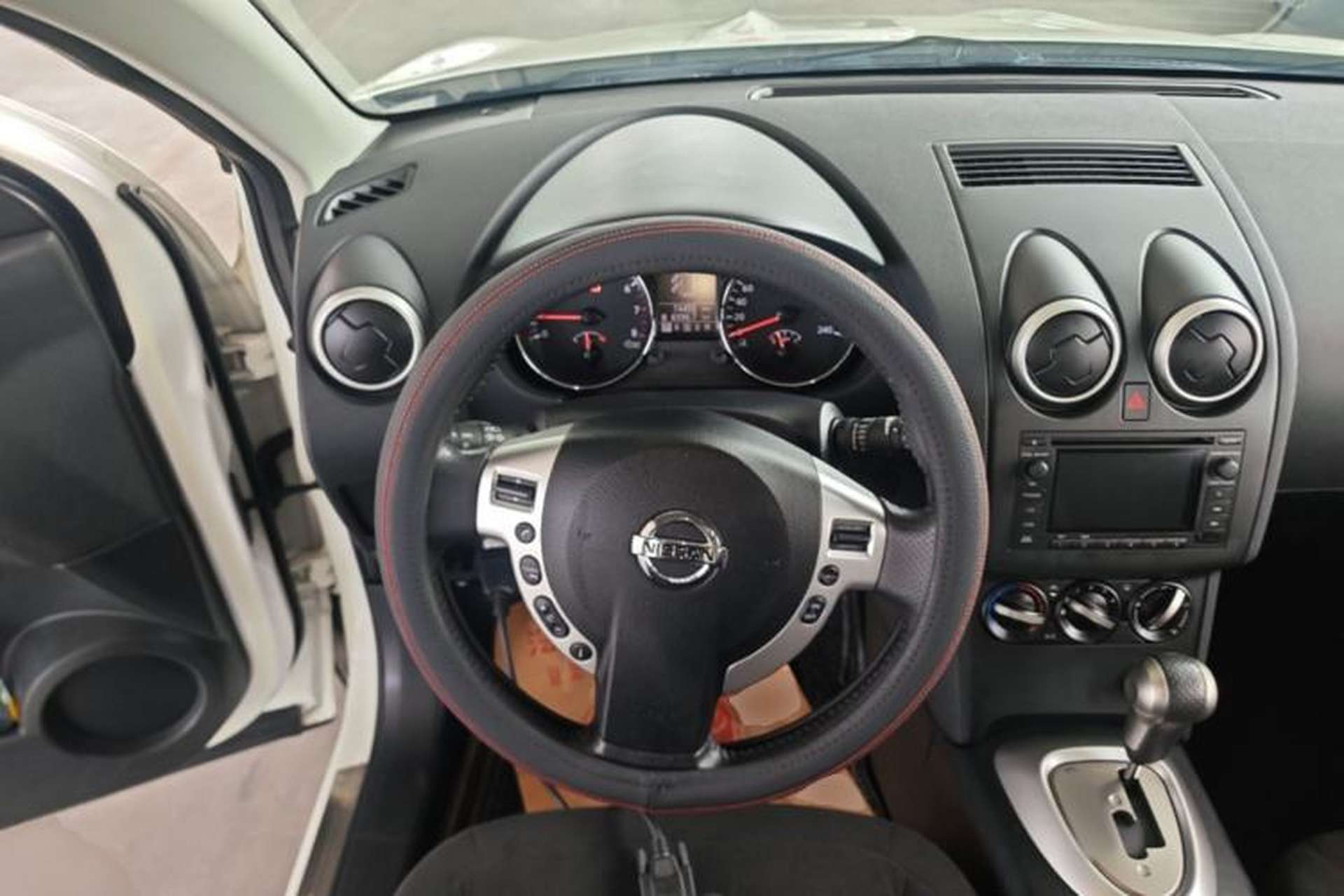 Used Nissan Qashqai 2015 2.0 XL Coolfire CVT 2WD Steering Wheel