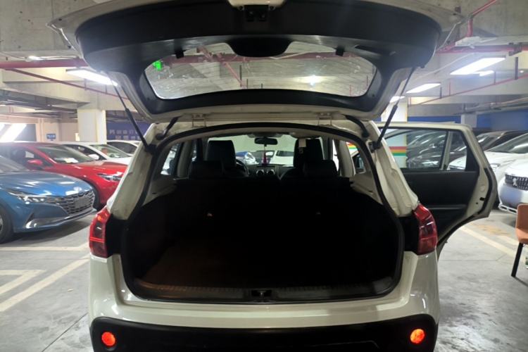 Used Nissan Qashqai 2015 2.0 XL Cool Fire MT 2WD Trunk