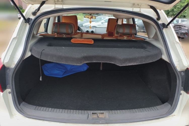 Used Nissan Qashqai 2015 2.0 XL Coolfire CVT 2WD Trunk