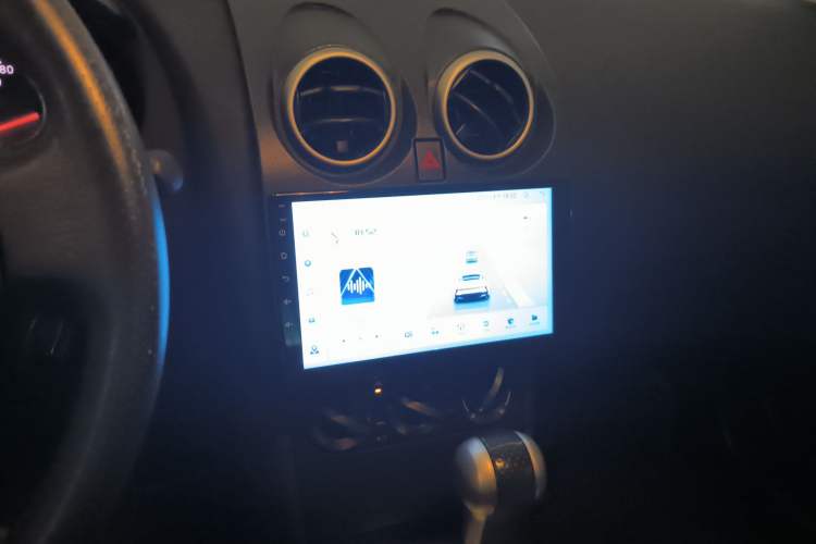 Used Nissan Qashqai 2015 2.0 XL Coolfire CVT 2WD Audio And AC Panel