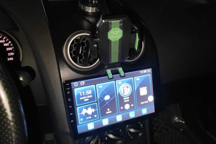 Used Nissan Qashqai 2015 2.0 XL Coolfire CVT 2WD Audio And AC Panel