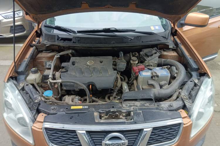Used Nissan Qashqai 2015 2.0 XL Coolfire CVT 2WD Engine Bay