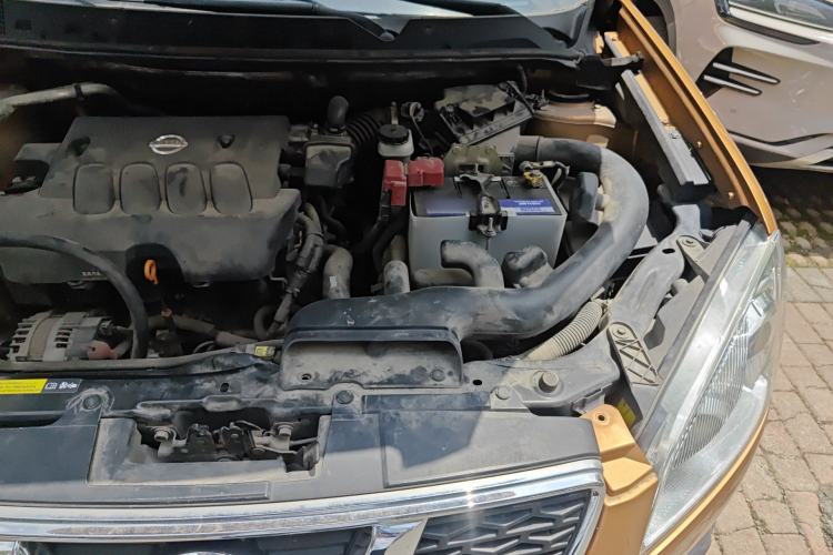Used Nissan Qashqai 2015 2.0 XL Coolfire CVT 2WD Engine Bay Left