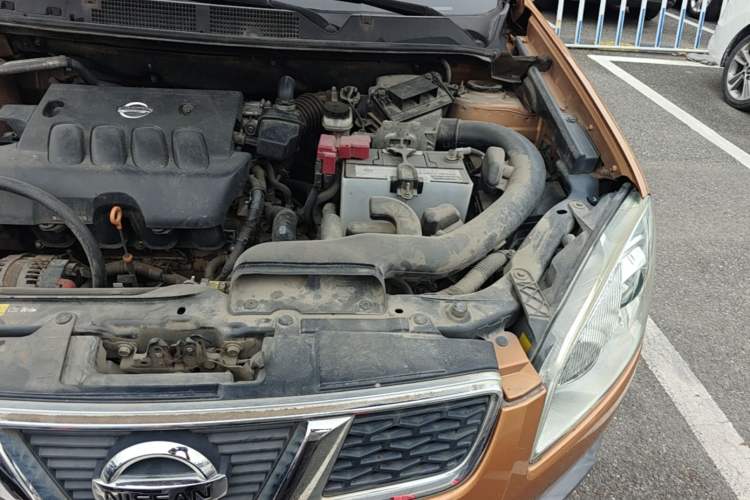 Used Nissan Qashqai 2015 2.0 XL Coolfire CVT 2WD Engine Bay Left
