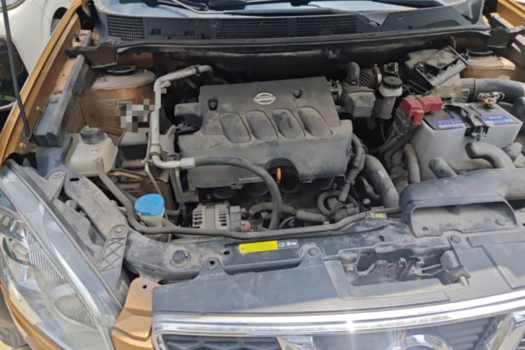 Used Nissan Qashqai 2015 2.0 XL Coolfire CVT 2WD Engine Bay Right
