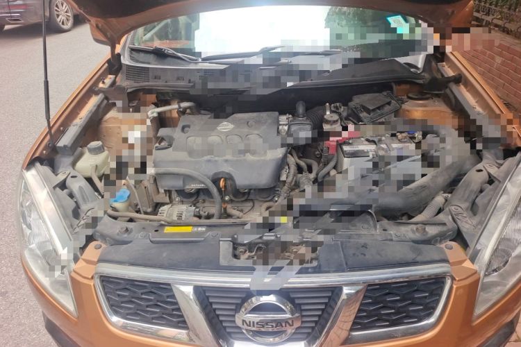 Used Nissan Qashqai 2015 2.0 XL Coolfire CVT 2WD Engine Bay