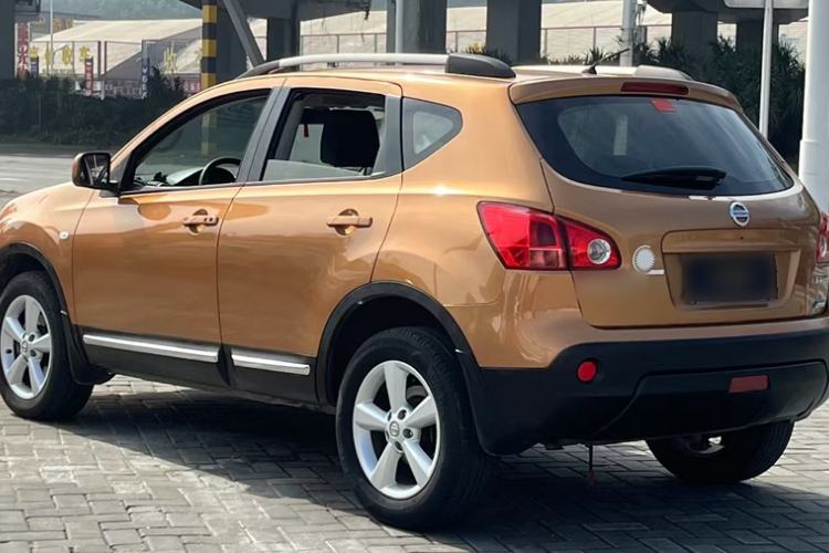 Used Nissan Qashqai 2015 2.0 XL Coolfire CVT 2WD Exterior 4