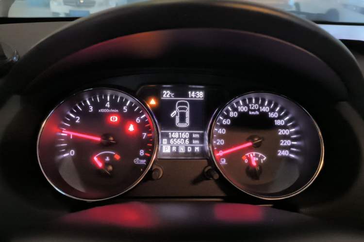Used Nissan Qashqai 2015 2.0 XL Coolfire CVT 2WD Instrument Cluster
