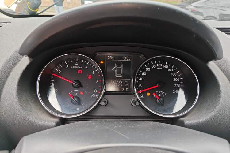 Used Nissan Qashqai 2015 2.0 XL Coolfire CVT 2WD Instrument Cluster