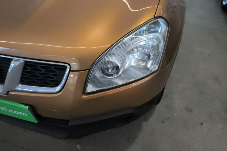 Used Nissan Qashqai 2015 2.0 XL Coolfire CVT 2WD Left Front Headlight