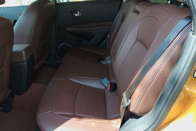 Used Nissan Qashqai 2015 2.0 XL Cool Fire MT 2WD Left Rear Seat