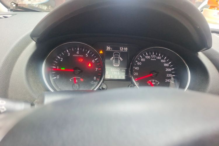 Used Nissan Qashqai 2015 2.0 XL Coolfire CVT 2WD Odometer Close Up