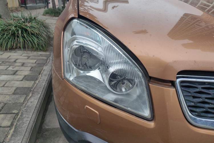 Used Nissan Qashqai 2015 2.0 XV Coolray CVT 2WD Right Front Headlight