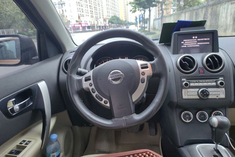 Used Nissan Qashqai 2015 2.0 XV Coolray CVT 2WD Steering Wheel