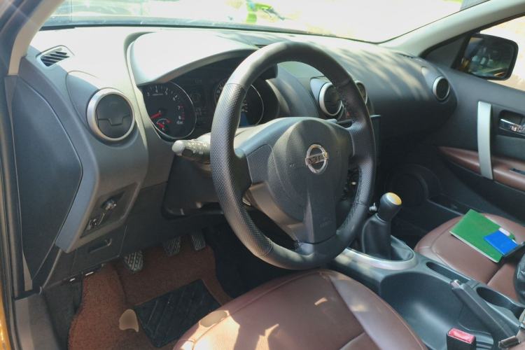 Used Nissan Qashqai 2015 2.0 XL Cool Fire MT 2WD Steering Wheel