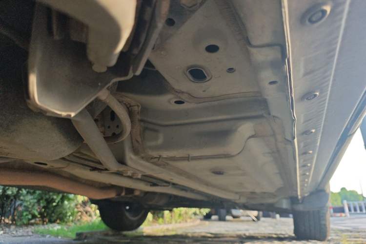 Used Nissan Qashqai 2016 2.0L CVT Elite Edition Chassis Rear Right