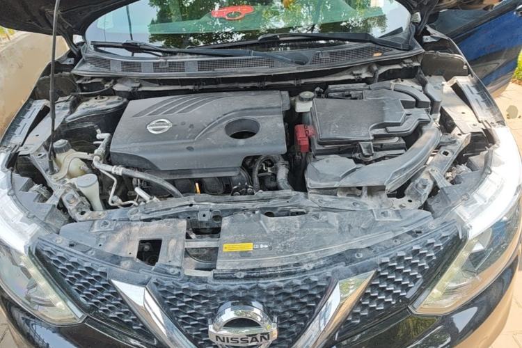 Used Nissan Qashqai 2016 2.0L CVT Luxury Edition Engine Bay