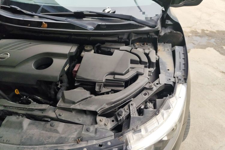 Used Nissan Qashqai 2016 2.0L CVT Luxury Edition Engine Bay Left