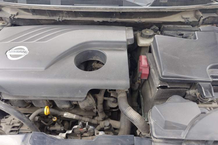 Used Nissan Qashqai 2016 2.0L CVT Luxury Edition Engine Bay Left