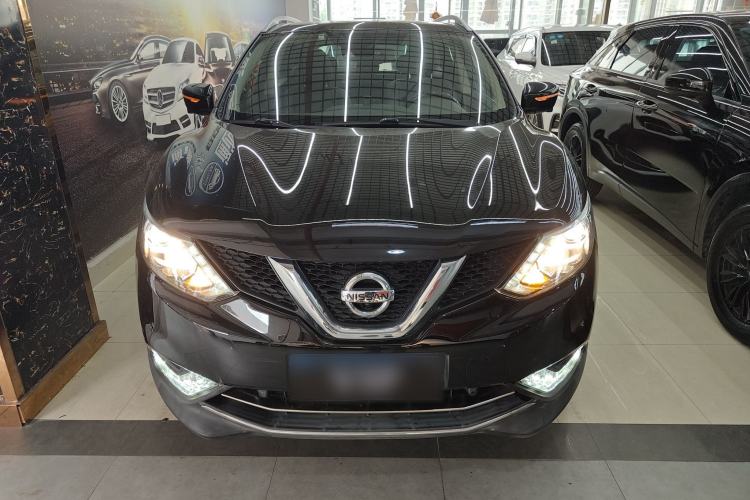 Used Nissan Qashqai 2016 2.0L CVT Flagship Edition Exterior 1