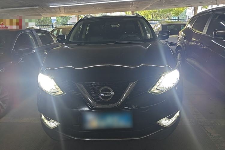 Used Nissan Qashqai 2016 2.0L CVT Elite Edition Front
