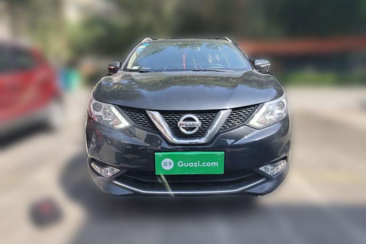 Used Nissan Qashqai 2016 2.0L CVT Luxury Edition Front