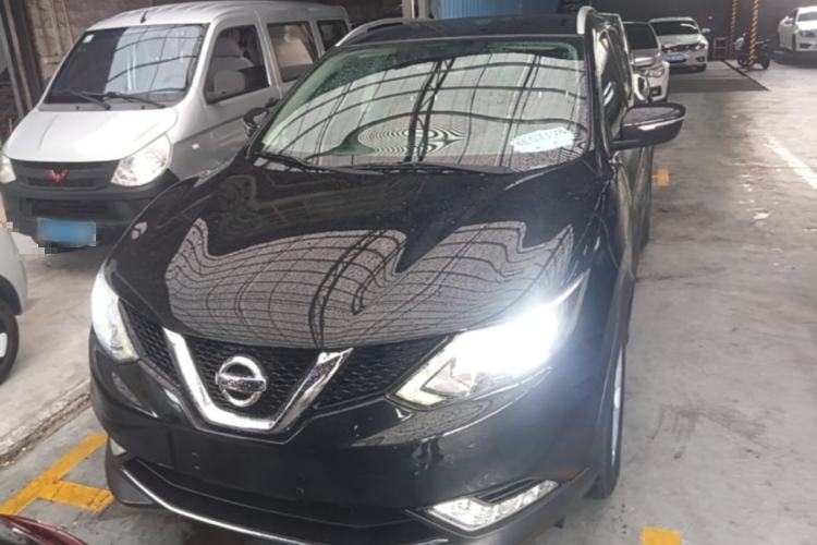 Used Nissan Qashqai 2016 2.0L CVT Elite Edition Front